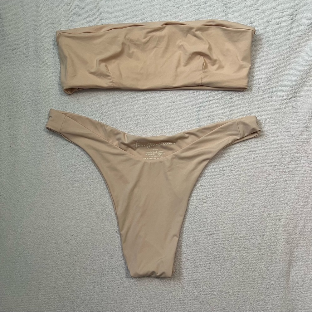 437 Bikini Set